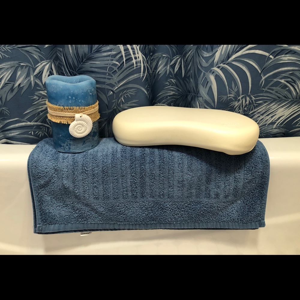Bathroom Pillow